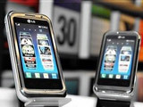 LG KM900e