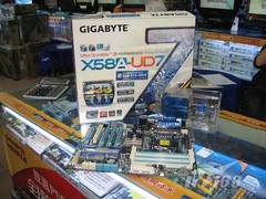 报价:X58崩盘暴降200 DDR3版AM3板仅399