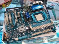 支持USB3.0 技嘉顶级790X到货暴跌108