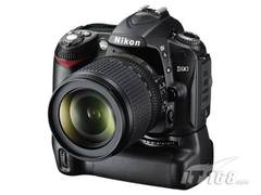 配18-105镜头 尼康D90套机现售6850元