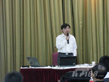 风河高级工程师 it168技术专家韩超做精彩演讲